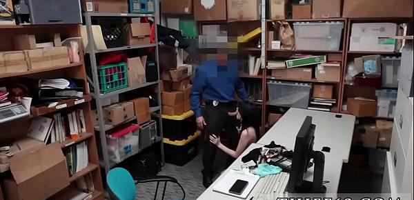  A cop gets strip xxx Suspect was caught red handed by store associate.